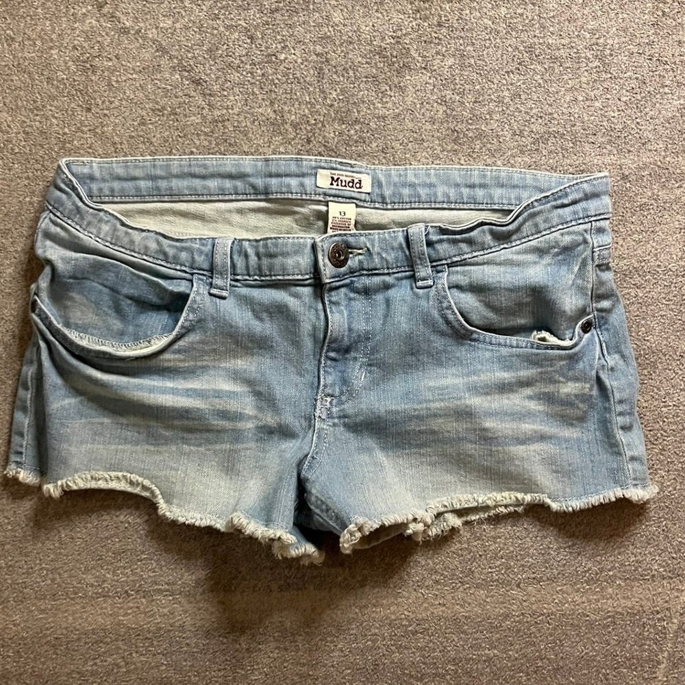 Y2K Mudd Womens Light Wash Denim Cut Off Size 13 Low Rise Booty Shorts
